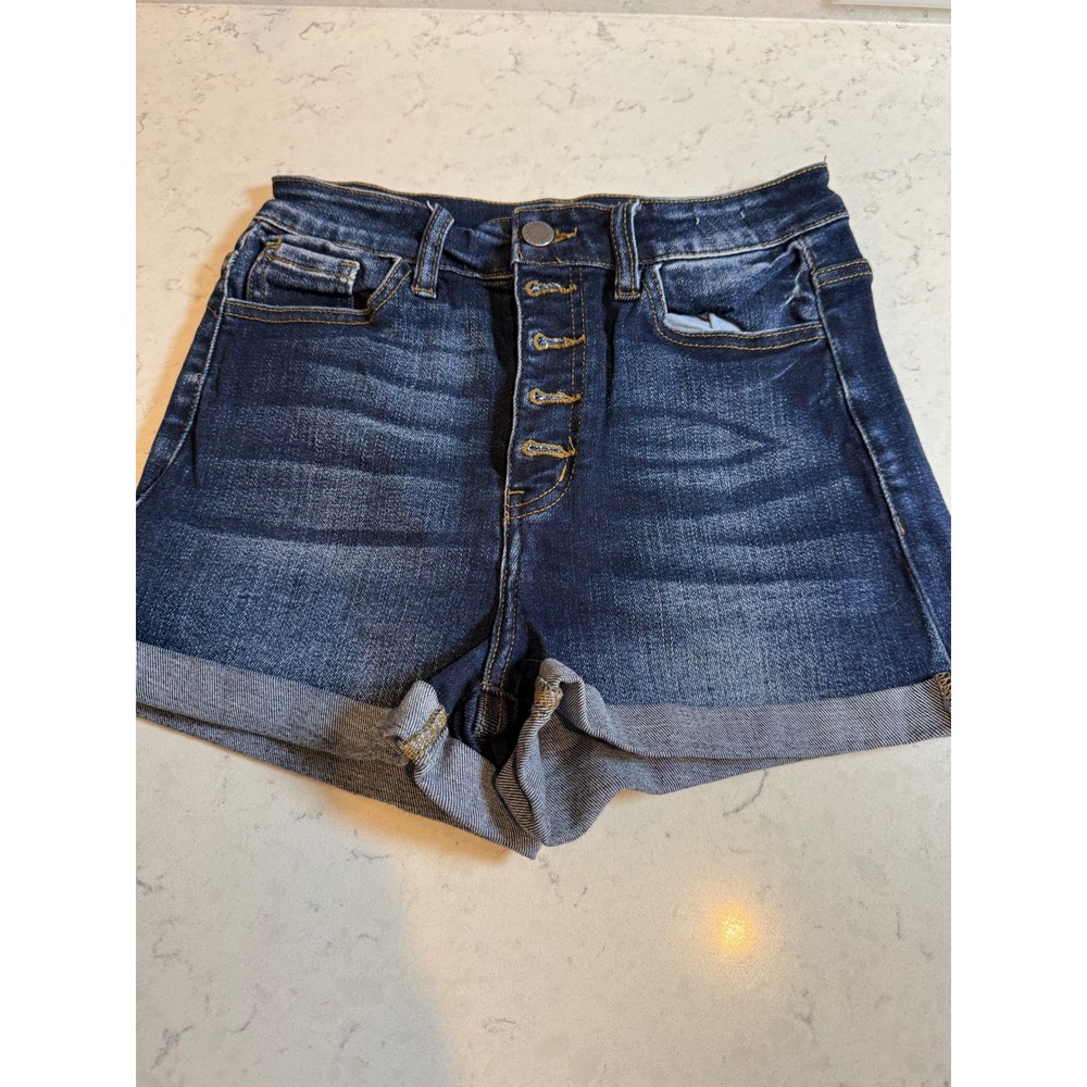 KanCan Signature Kurvy Ultra High Rise Button Fly Denim‎ Shorts Dark Wash 25
